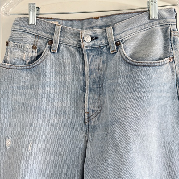 LEVI’S 501 Women Original Fit Denim Wash Distressed Zipper Fly Jeans (28 x 30) - Picture 12 of 16